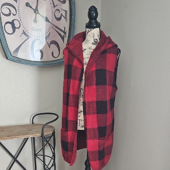 Cyrus Red and Black Textured Knit Hooded Cardigan Sweater Vest Size Large - Picture 1 of 5